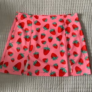Strawberry slit skirt